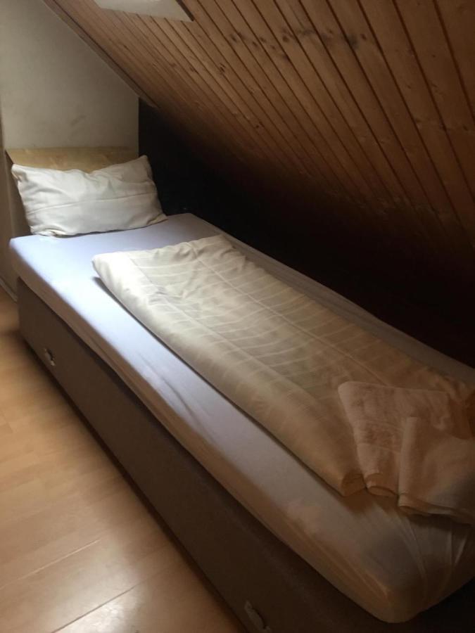 Zimmer Im Dachgeschoss 카이저슬라우테른 외부 사진